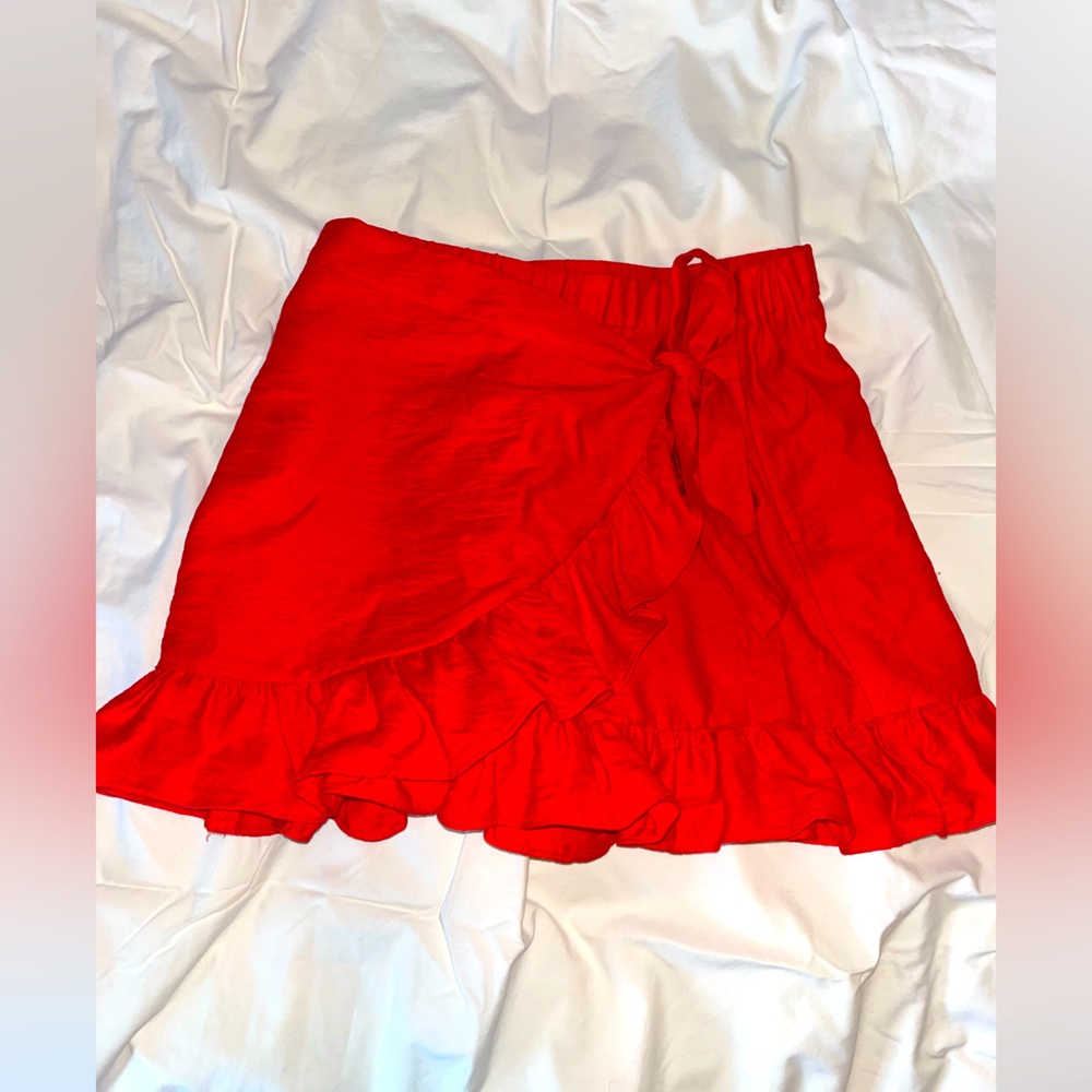 RED ALTRD STATE SKORT MINI